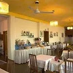 Hotel Edera 2*